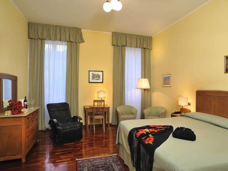 Albergo San Domenico Урбіно Екстер'єр фото